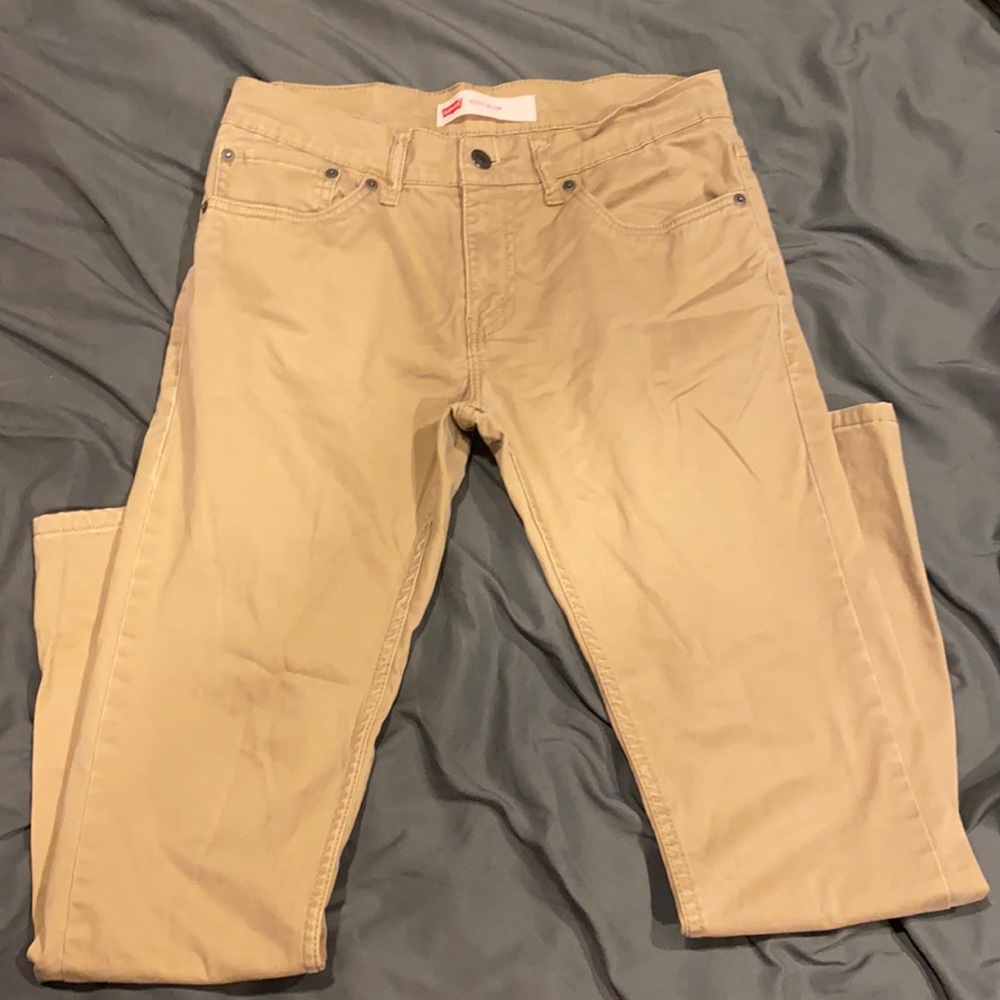 Levi’s khakis slim